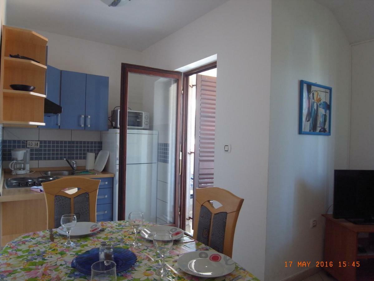 Apartmani Mw, Plavi Apartman Башка Екстер'єр фото